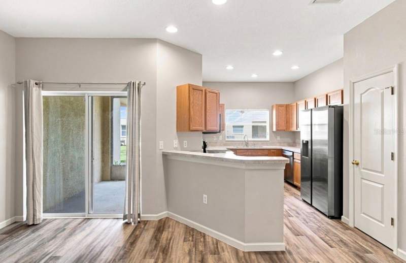 3 bedroom Townhouse at 9904 Venetian River Way, Alexandria Place, Tampa — photo 2
