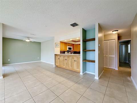 2733 Countryside Boulevard #105, Clearwater FL - photo 15 of 43