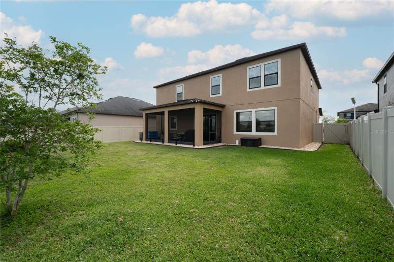5 bedroom Single Family Residence at 8099 Lago Mist Way, Epperson Ranch South Ph 1B-2, Wesley Chapel — photo 3