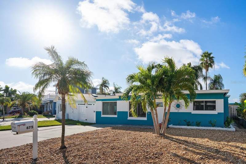 2 bedroom Single Family Residence at 675 182nd Avenue, Surfside Sub 4, Redington Shores — photo 2