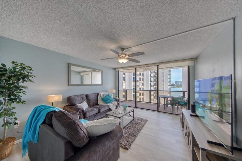 2 bedroom Condominium at 440 S Gulfview Boulevard #701, 440 West Condo, Clearwater Beach — photo 4