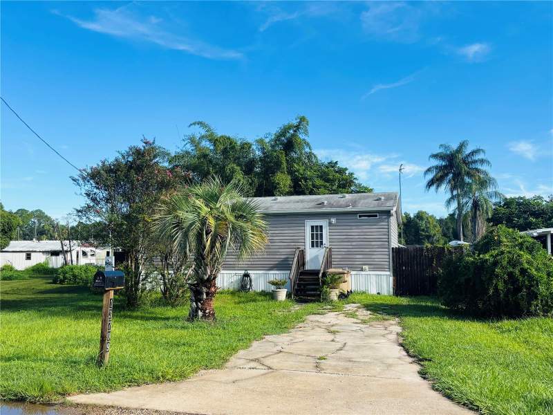 3 bedroom Manufactured Home at 13709 WOODLAND DRIVE, EAST LAKE HARRIS ESTATES, ASTATULA — photo 1
