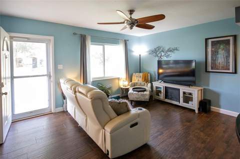 1725 Bradshaw Lane, St Petersburg FL - photo 6 of 6
