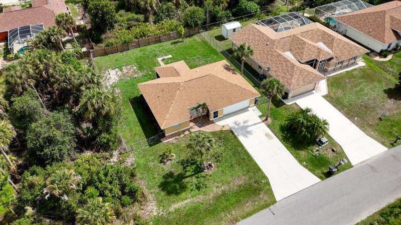 3 bedroom Single Family Residence at 3781 Wayward Avenue, Port Charlotte Sub 10, North Port — photo 3