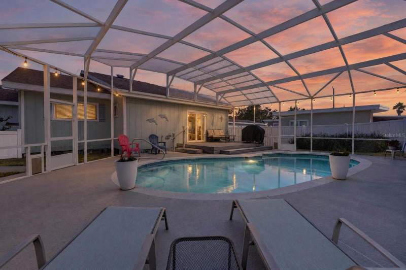 4 bedroom Single Family Residence at 115 San Robar Drive, Pepiot Resub Lts 13-15 Blk 01 M & C Holly Hill, Holly Hill — photo 2