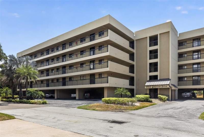 Green Dolphin Park Mid-Rise Condo