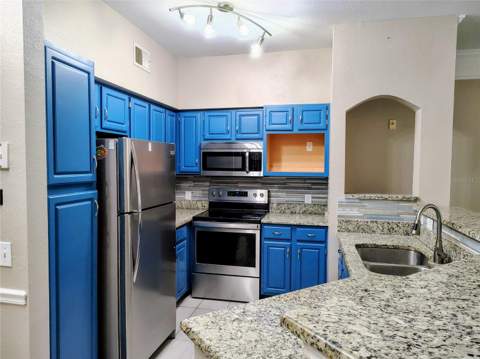 3315 Parkchester Square Boulevard #206, Orlando FL - photo 6 of 23