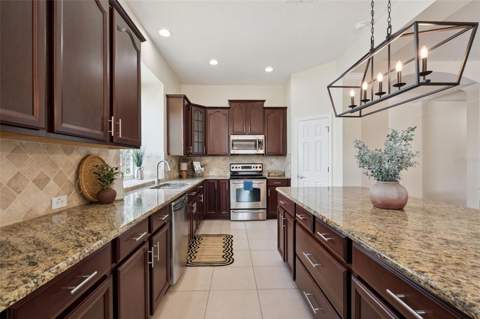 2021 Wild Tamarind Boulevard, Orlando FL - photo 6 of 29