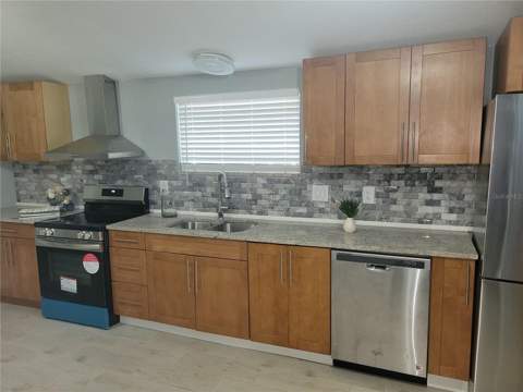 5548 11th Street, Zephyrhills FL - photo 7 of 99