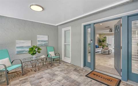 121 Holly Avenue, Sarasota FL - photo 9 of 41