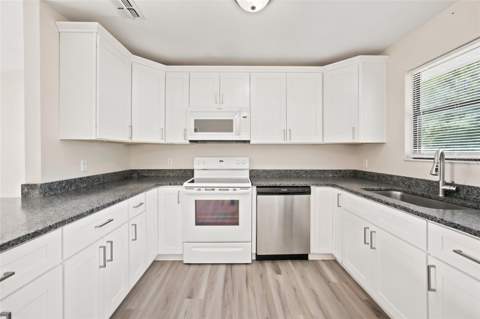 6322 NW 65th Court, Ocala FL - photo 10 of 26