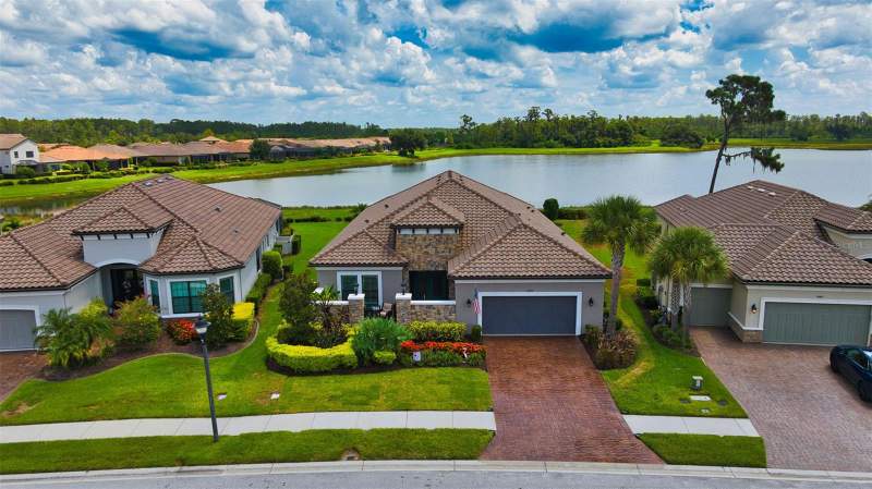 3 bedroom Single Family Residence at 3456 Forsythia Drive, Esplanade/Starkey Ranch Ph 1, Odessa — photo 4