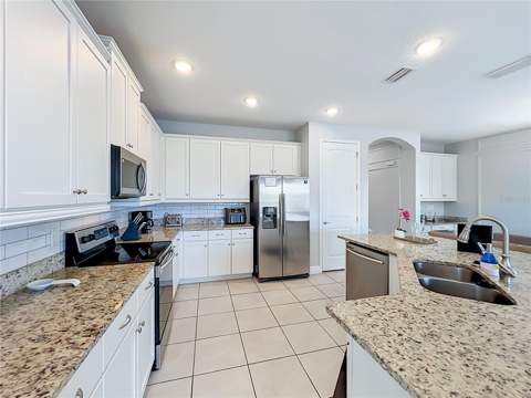 272 Southfield Street, Kissimmee FL - photo 8 of 84