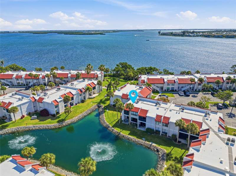 1 bedroom Condominium at 1801 Gulf Drive #183, Runaway Bay, Bradenton Beach — photo 1