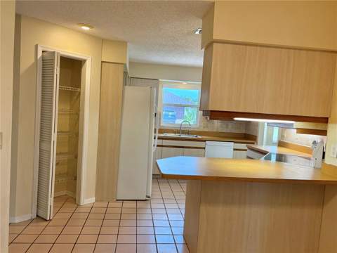 8123 Bessemer Avenue, North Port FL - photo 10 of 27