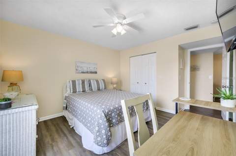 260 Medallion Boulevard #F, Madeira Beach FL - photo 17 of 30