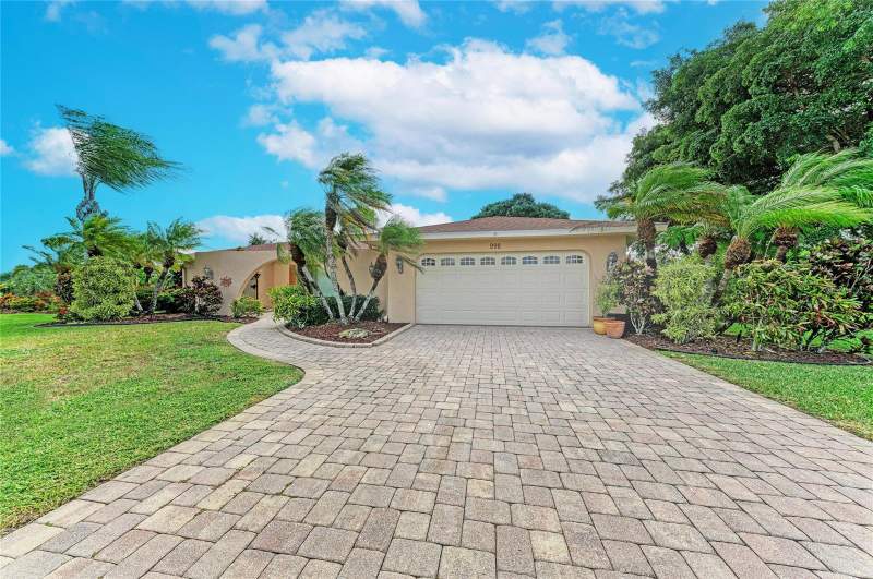 2 bedroom Single Family Residence at 998 Gondola Court, Venice Gardens Unit 34 Sec 2, Venice — photo 4