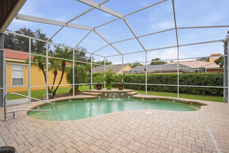 4 bedroom Single Family Residence at 17725 Grey Eagle Road, Hunters Green Prcl 6, Tampa — photo 4