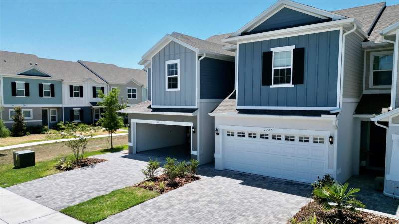 3 bedroom Townhouse at 1340 Stockwell Avenue, Brixton Twnhms, St Cloud — photo 2