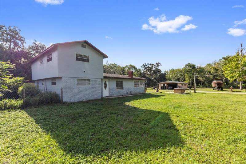 3 bedroom Single Family Residence at 10034 Burton Street, Moon Lake Estates, New Port Richey — photo 2