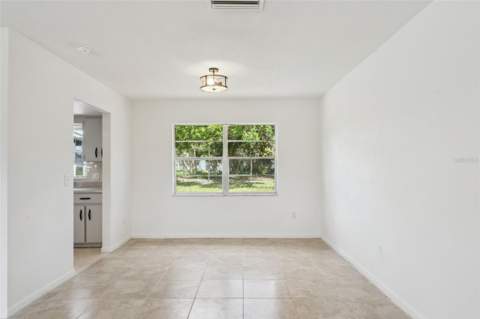 1679 E Apache Circle, Deltona FL - photo 11 of 30