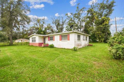 7512 Rhode Island Drive, Tampa FL - photo 15 of 18