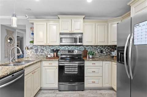 5175 Coquina Key Drive #A, St Petersburg FL - photo 16 of 34