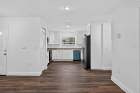 2426 6th St NE, Winter Haven FL - photo 11 of 46