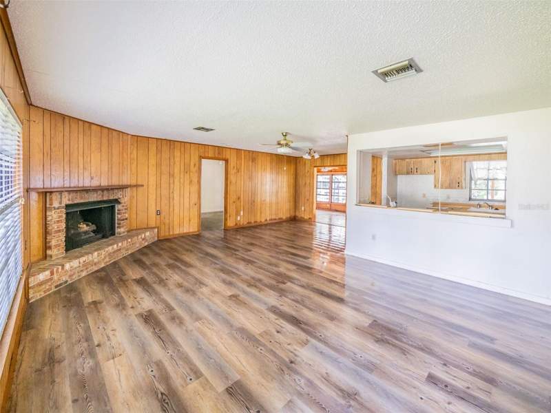 2 bedroom Single Family Residence at 55746 Carrol Street, Holiday Haven Campsites, Astor — photo 3