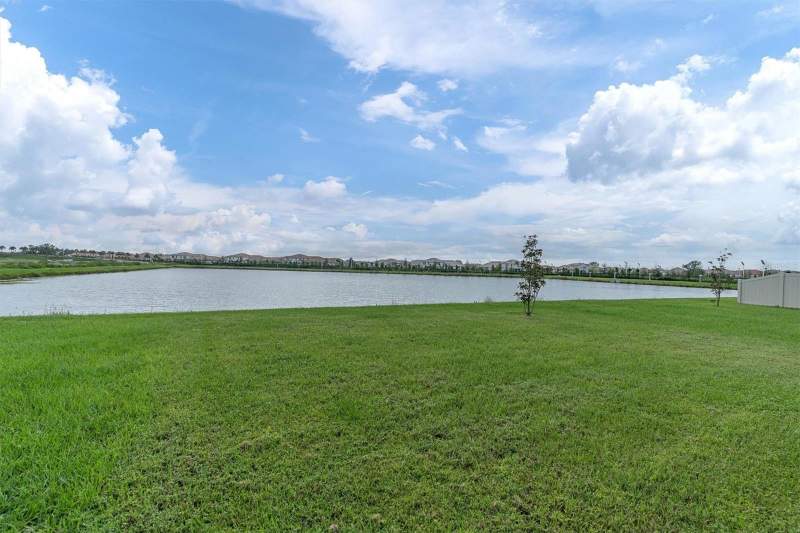 3 bedroom Single Family Residence at 17070 Oval Rum Drive, Forest Brooke Ph 4A, Wimauma — photo 4