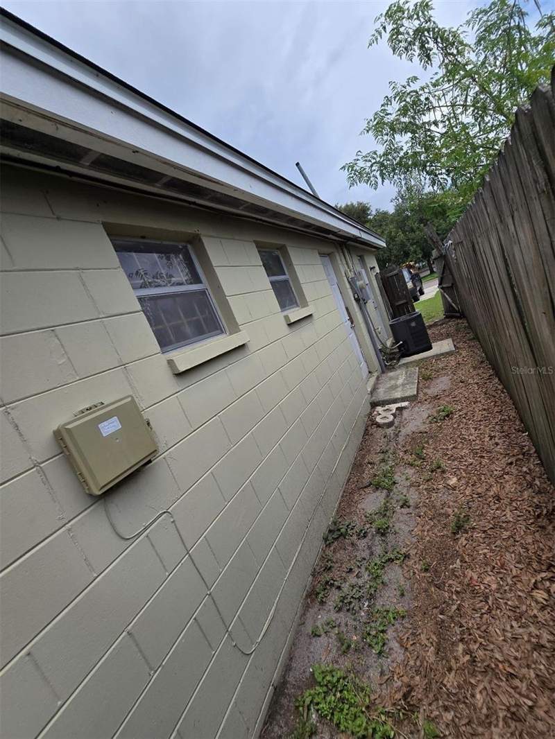 3 bedroom Single Family Residence at 4426 13th Avenue, Poores Sub E L, St Petersburg — photo 4
