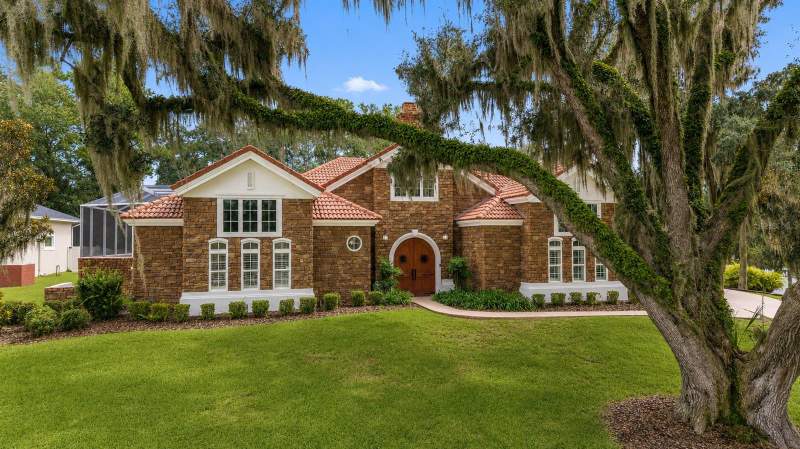 5 bedroom Single Family Residence at 1718 SW 27th Street, White Oak Village Ph 02, Ocala — photo 2