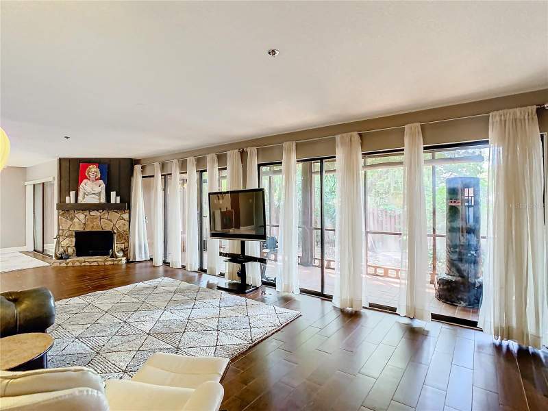 4 bedroom Condominium at 976 E Michigan Street #A, One Thousand Oaks Rep, Orlando — photo 4