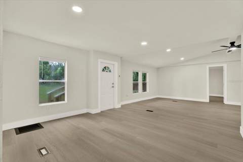 5801 Myrtle Lane, Tampa FL - photo 8 of 32