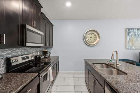 9075 Dogleg Dr, Davenport FL - photo 11 of 39