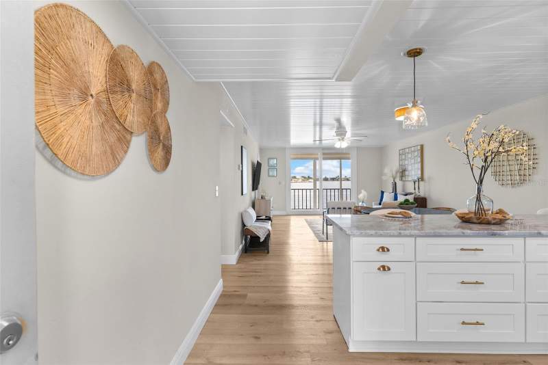 2 bedroom Condominium at 7920 Sun Island Drive #202, Bay Island Group 12, South Pasadena — photo 3