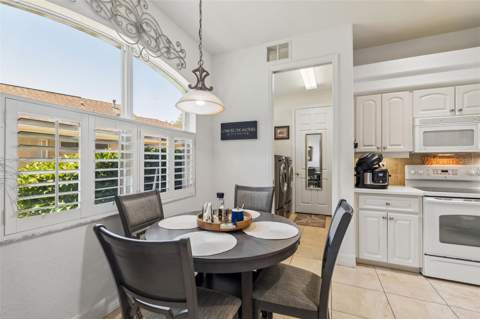 5212 Esplande Court, Brooksville FL - photo 14 of 91