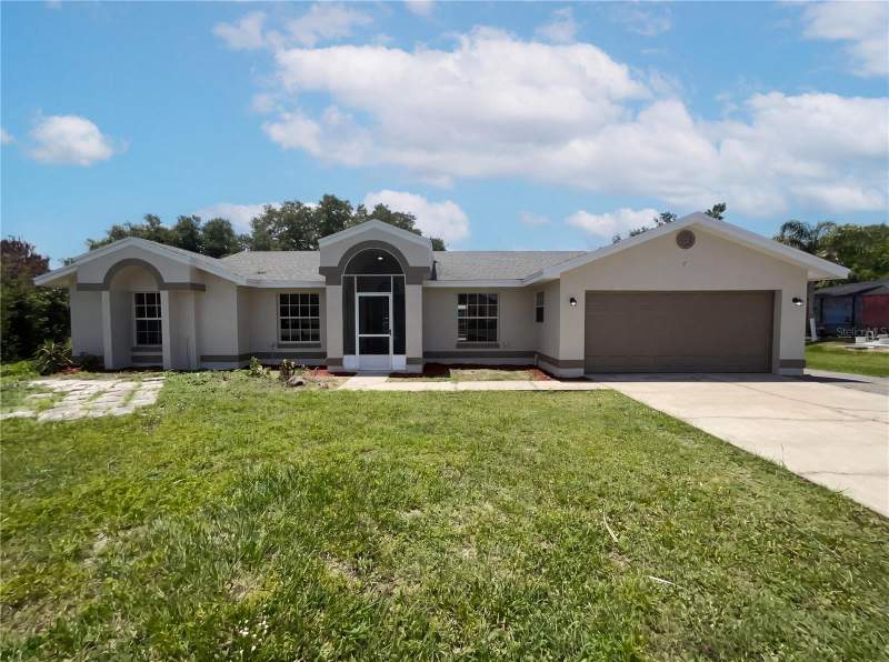 1750 EVERGREEN COURT home for sale in Pleasant Hill Lakes