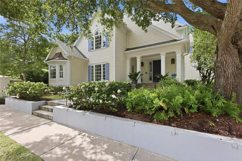 3 bedroom Single Family Residence at 1798 Lincoln Park Circle, Lincoln Park On Hudson Bayou, Sarasota — photo 3