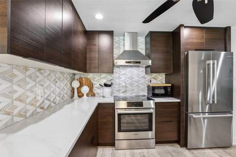 3203 Hibiscus Drive, Belleair Beach FL - photo 17 of 63