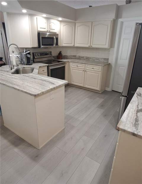 12603 Roseland Drive, New Port Richey FL - photo 8 of 24