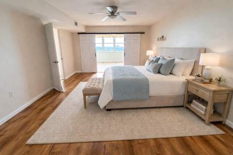 5130 Brittany Drive #807, St Petersburg FL - photo 9 of 32