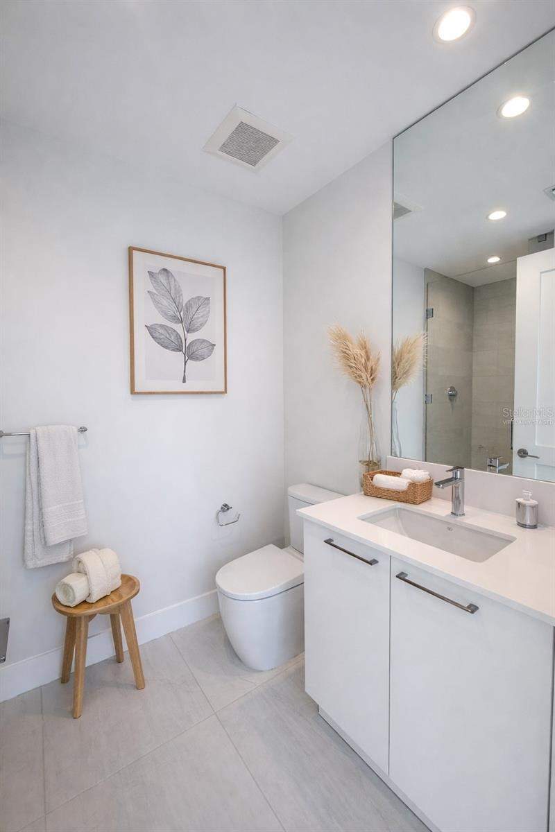 2 bedroom Condominium at 275 1st Avenue #3807, Art House, St Petersburg — photo 5