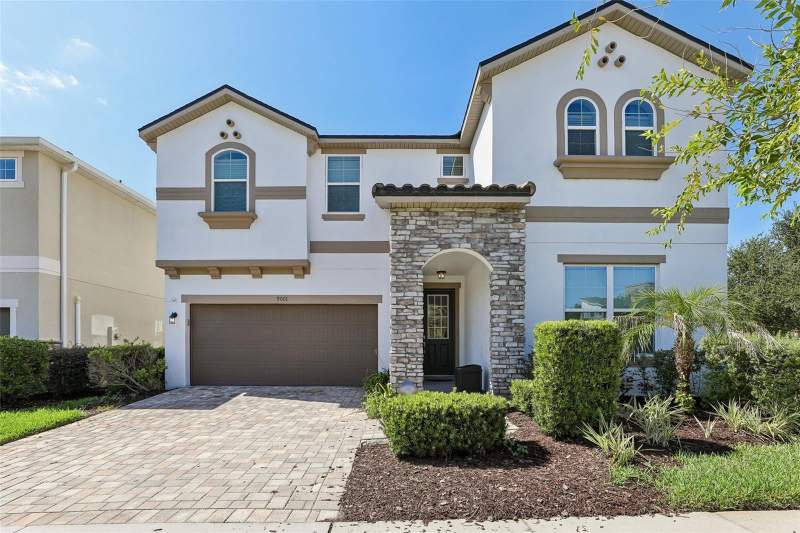 9001 SUNSHINE RIDGE LOOP home for sale in Solara Resort