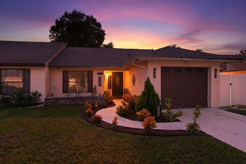 2 bedroom Half Duplex at 2483 Long Meadow Way, Carmel Park, Orlando — photo 1