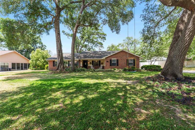 3 bedroom Single Family Residence at 986 SE 57th Avenue, Indian Trails, Ocala — photo 2