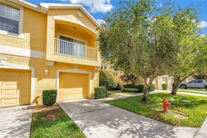 2 bedroom Townhouse at 9006 Moonlit Meadows Loop, Eagle Palm Ph II, Riverview — photo 2