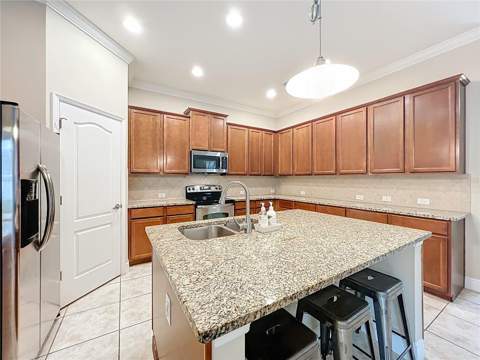 8461 Greider Way, Orlando FL - photo 12 of 58
