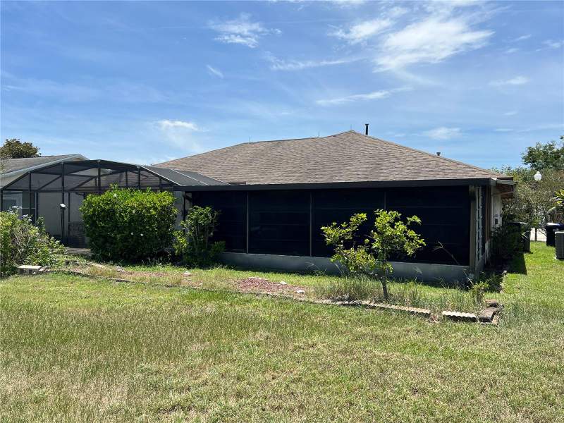 3 bedroom Single Family Residence at 10738 LAZY LAKE DR, LAKE RIDGE VILLAGE, ORLANDO — photo 4