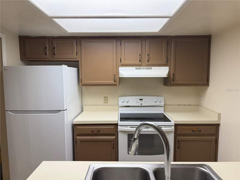 2 bedroom Townhouse at 900 SW 62nd Boulevard #G41, Rockwood Villas, Gainesville — photo 5